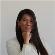 Hola! Soy Elena, tu futura profe de español!
